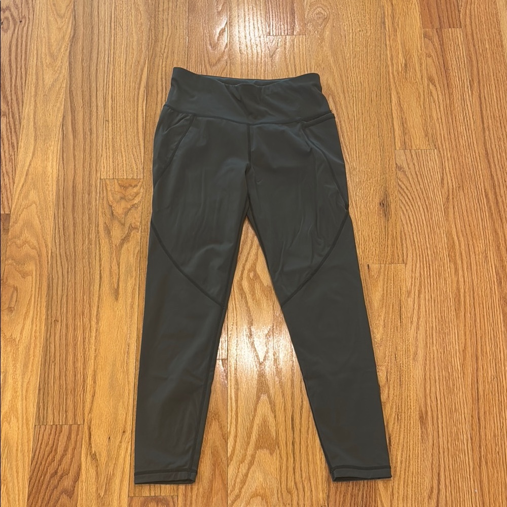 WOMENS size XS Sweaty Betty “The Power” 7/8 Dark Green Leggings